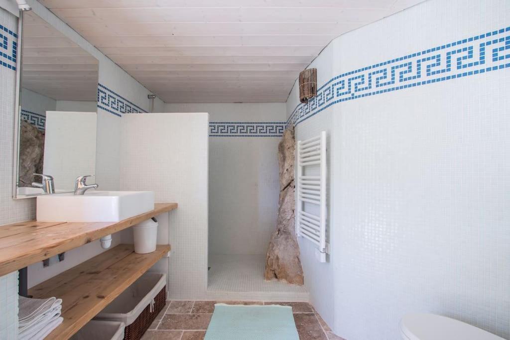 Bas De Villa Au Milieu Des Oliviers. Chateauneuf-Villevieille Екстер'єр фото