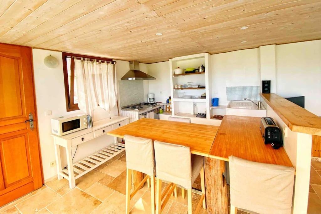 Bas De Villa Au Milieu Des Oliviers. Chateauneuf-Villevieille Екстер'єр фото